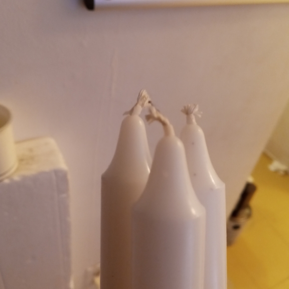 ~Free Add on~ Free with purchase 3 candles New - Picture 3 of 4